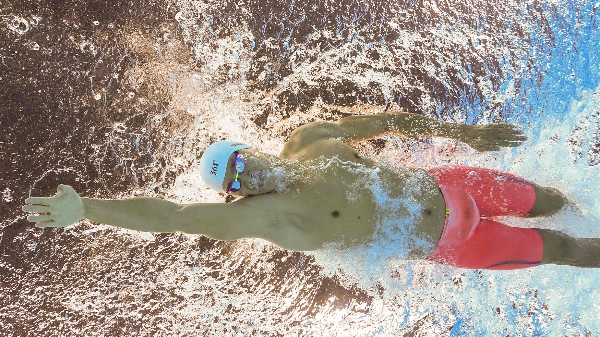 联赛倒数：争冠与保级悬念逐步升级，联赛冠军怎么产生